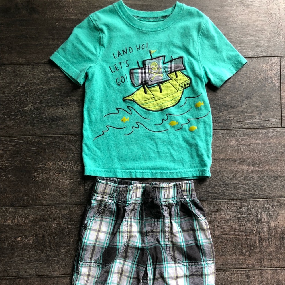 Shorts and t-shirt set